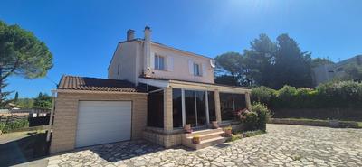 Maison - 102 m² - 6 pièces