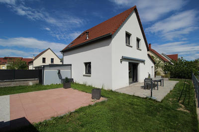 Maison - 91 m² - 4 pièces