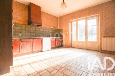 Maison - 195 m² - 6 pièces