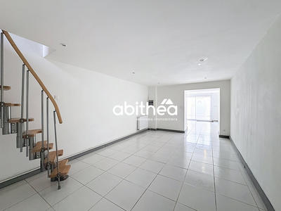 Maison - 77 m² - 4 pièces