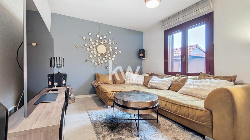 Maison jumelée - 180 m² - 5 pièces