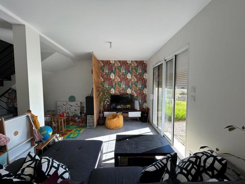 Maison - 87 m² - 4 pièces