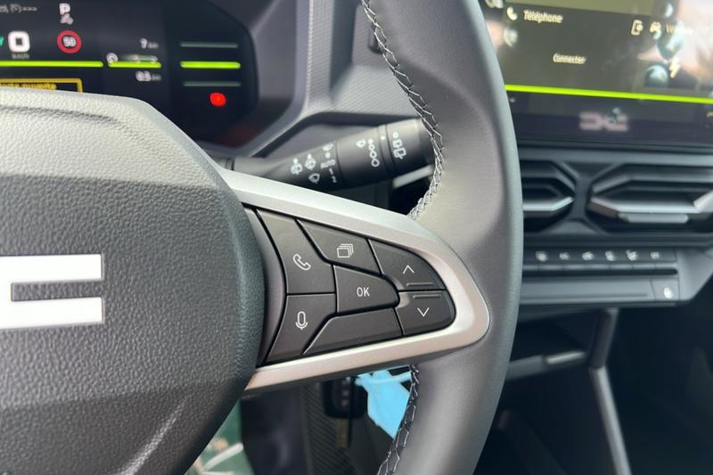 Dacia Duster Hybrid 155 Expression