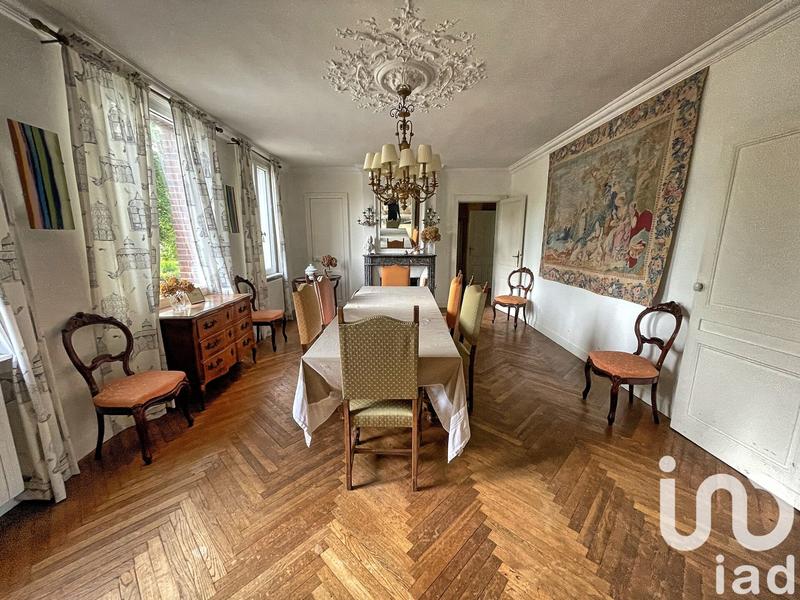 Maison - 319 m² - 12 pièces