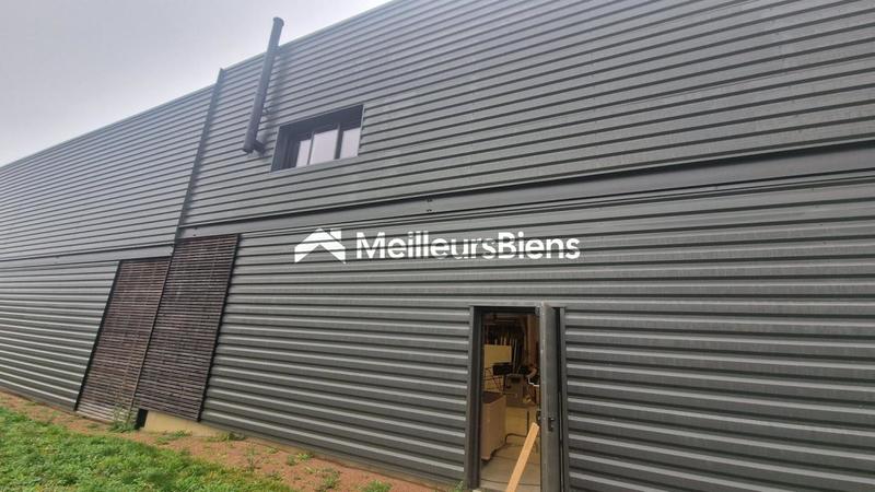 Local d'activité / Entrepôt - 485 m² - 3 pièces