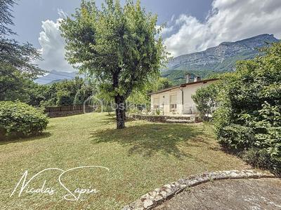 Maison - 91 m² - 5 pièces