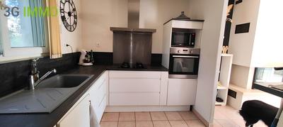 Villa - 94 m² - 4 pièces