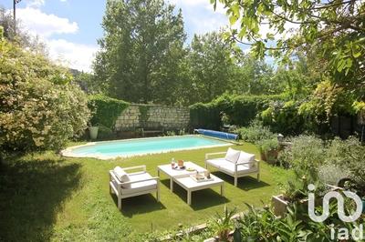 Bastide - 240 m² - 9 pièces