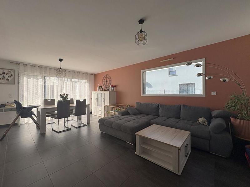 Maison - 95 m² - 6 pièces