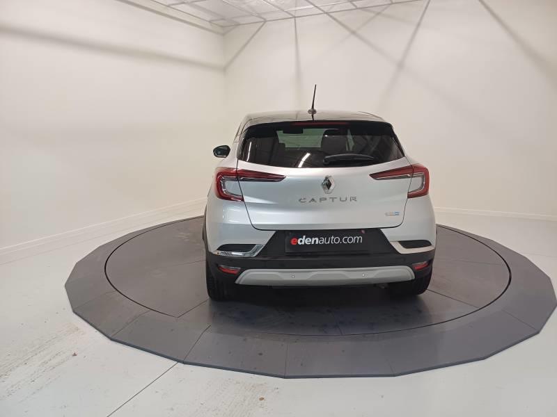 Renault Captur E-Tech Plug-in 160 - 21 Intens