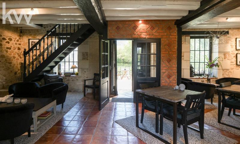 Moulin - 500 m² - 14 pièces