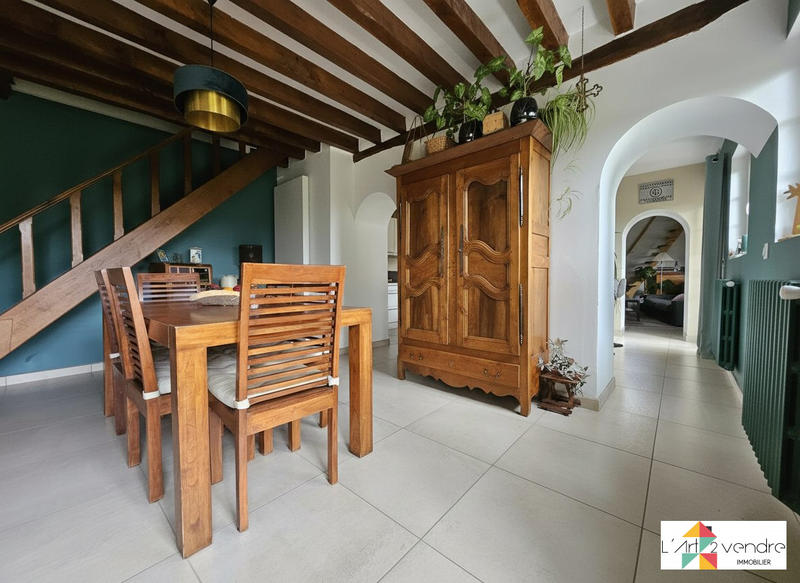 Maison - 156 m² - 8 pièces