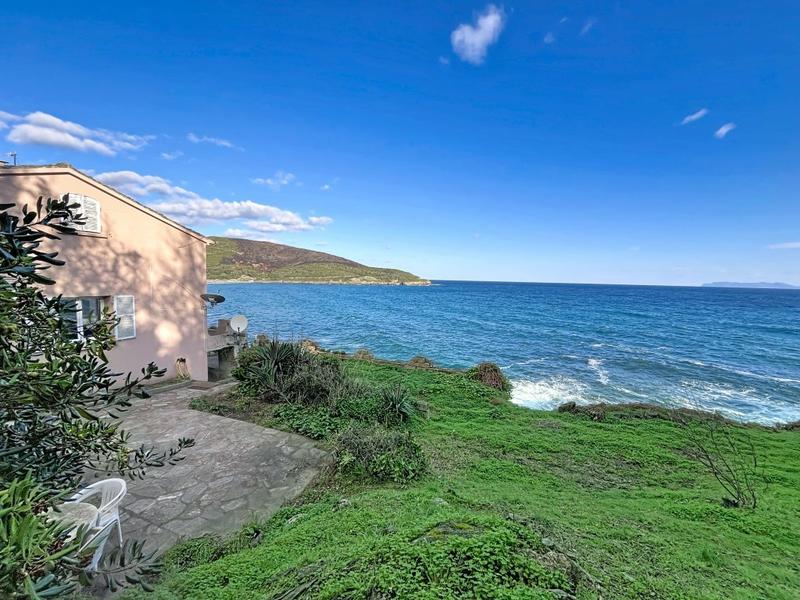 Propriété - 235 m² - 12 pièces