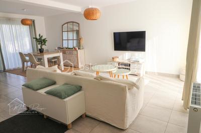 Maison - 101 m² - 5 pièces