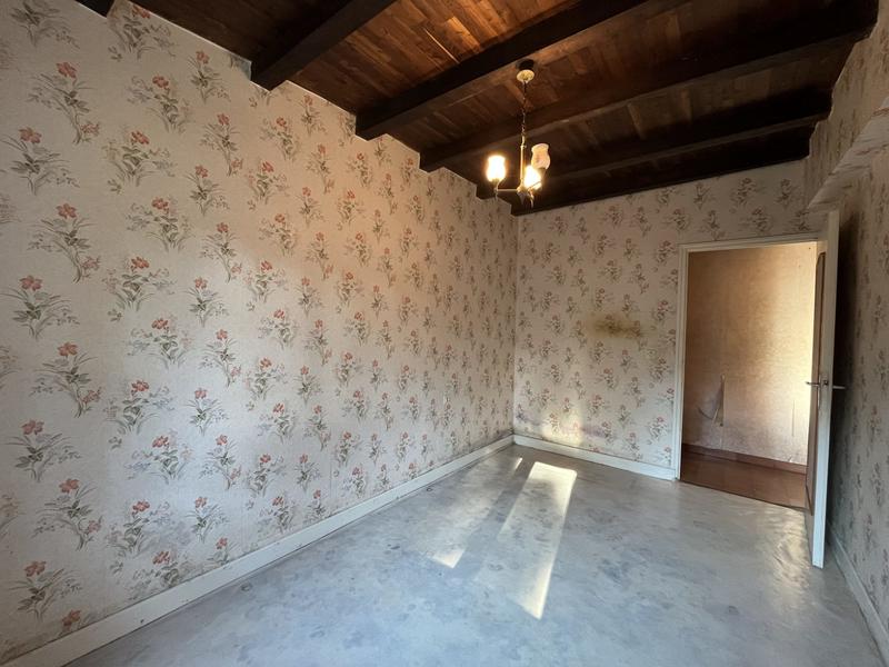 Maison traditionnelle - 90 m² - 3 pièces