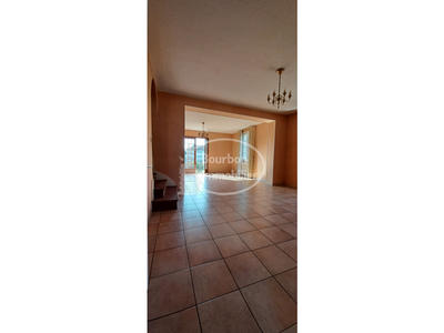 Maison - 102 m² - 6 pièces