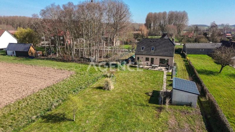 Maison - 125 m² - 5 pièces