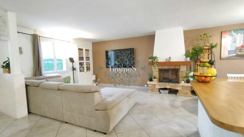 Maison - 186 m² - 6 pièces