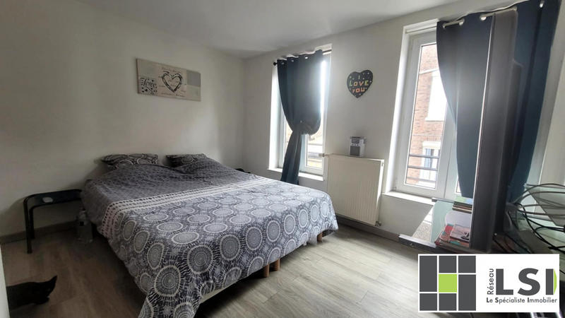 Maison - 85 m² - 6 pièces