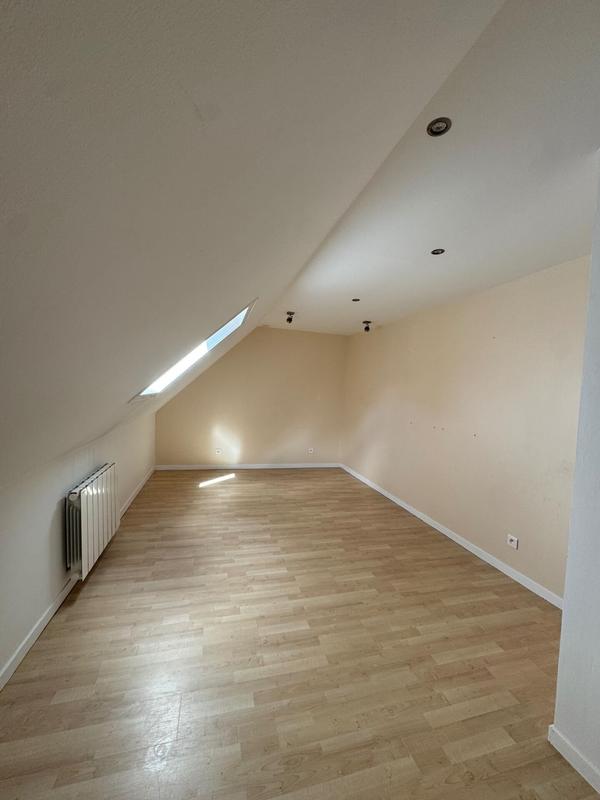 Maison - 148 m² - 7 pièces