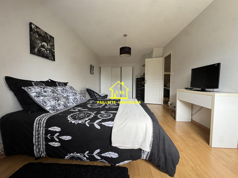 Maison - 170 m² - 5 pièces