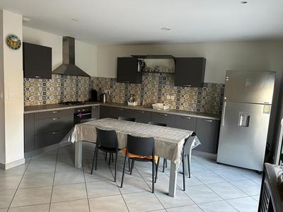 Maison - 140 m² - 6 pièces