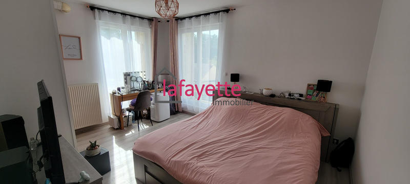 Appartement - 84 m² - 4 pièces