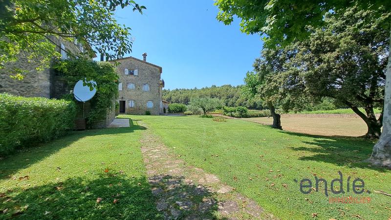 Appartement - 147 m² - 5 pièces