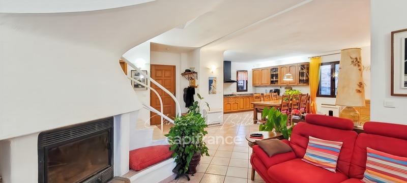 Maison - 150 m² - 5 pièces