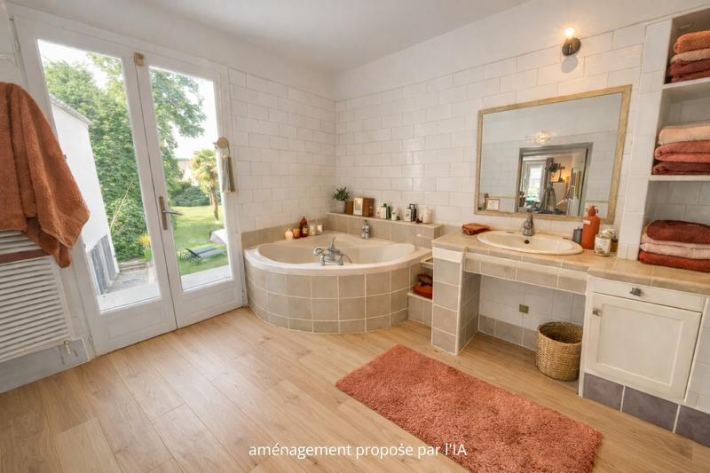 Maison - 250 m² - 7 pièces