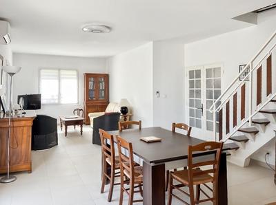 Maison - 167 m² - 7 pièces