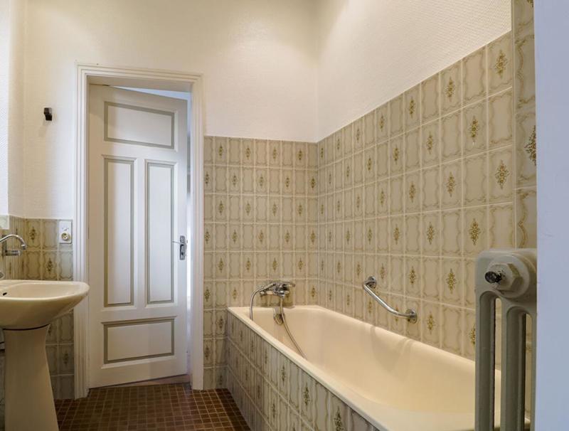 Maison - 241 m² - 9 pièces