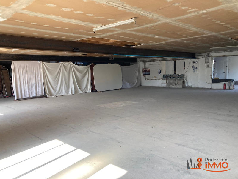 Immeuble - 3 600 m²