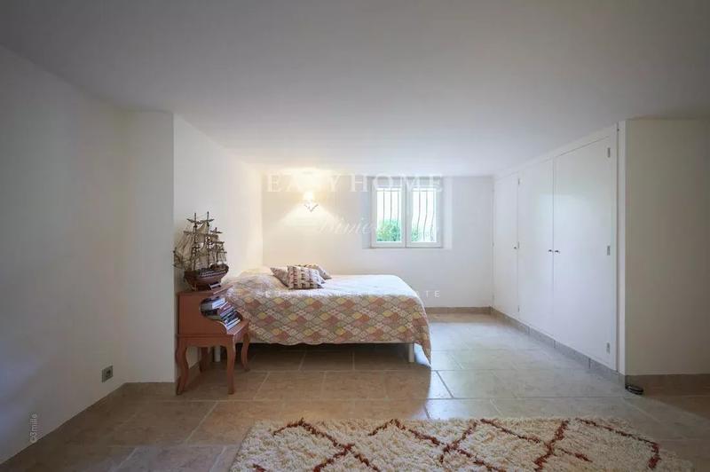 Villa - 380 m² - 10 pièces