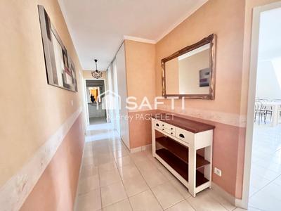 Appartement - 92 m² - 4 pièces