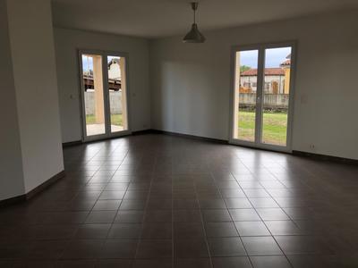 Maison - 106 m² - 4 pièces