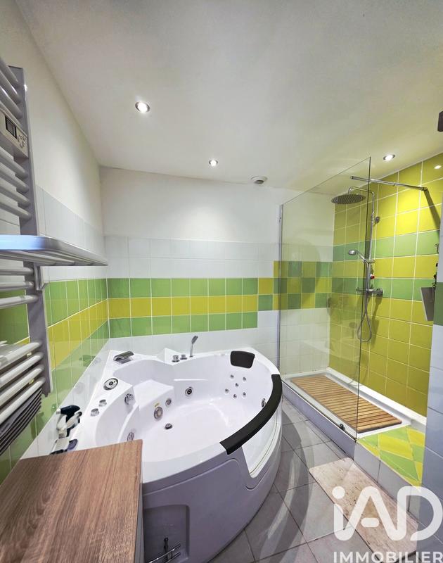 Maison - 152 m² - 5 pièces