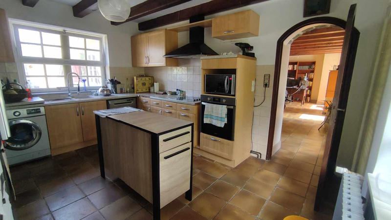 Maison - 264 m² - 11 pièces