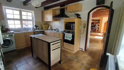 Maison - 264 m² - 11 pièces