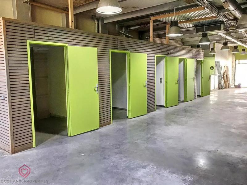 Entrepôt - 154 m² - 2 pièces