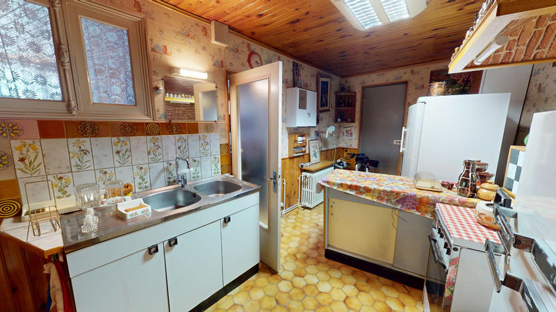 Immeuble - 114 m² - 10 pièces