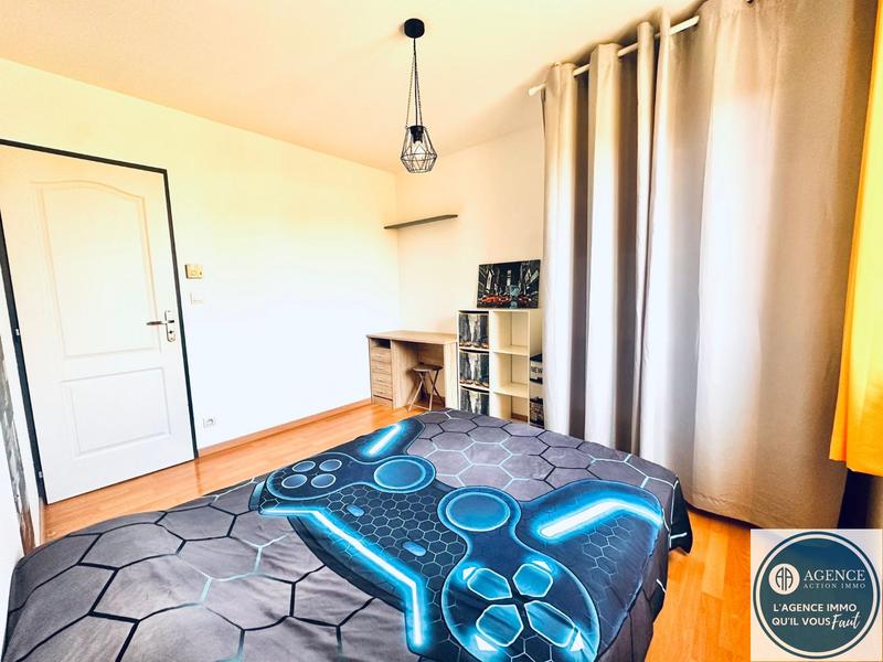 Maison - 110 m² - 6 pièces