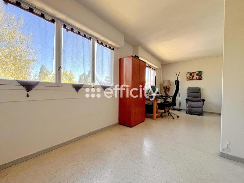 Appartement - 80 m² - 3 pièces