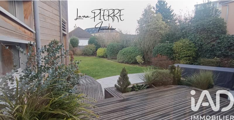 Maison de ville - 236 m² - 10 pièces