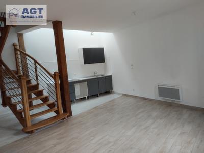 Maison - 80 m² - 4 pièces