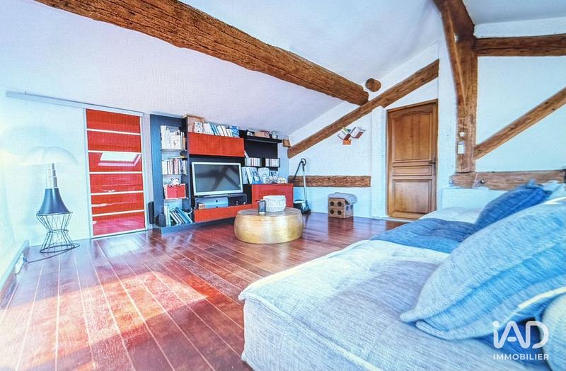 Maison - 200 m² - 4 pièces