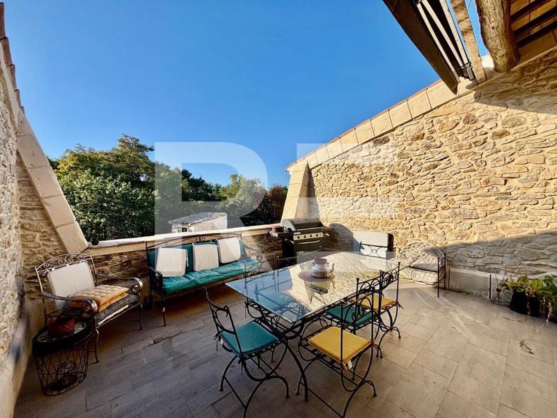 Maison - 180 m² - 4 pièces