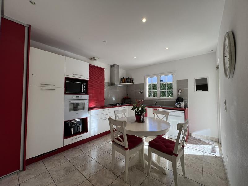 Villa - 230 m² - 7 pièces