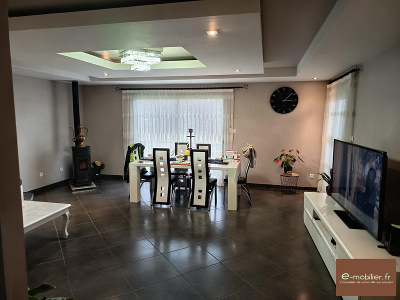 Maison - 149 m² - 6 pièces