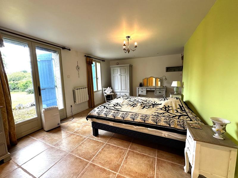 Maison traditionnelle - 156 m² - 6 pièces